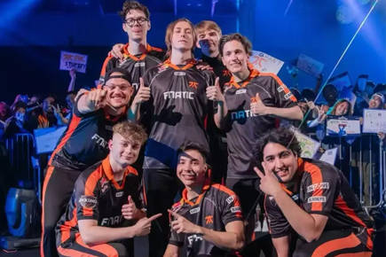 VCT2025冠军赛席位争奪(duó)战：FNC與(yǔ)PRX提前锁定資(zī)格 CN赛区仍在奋战