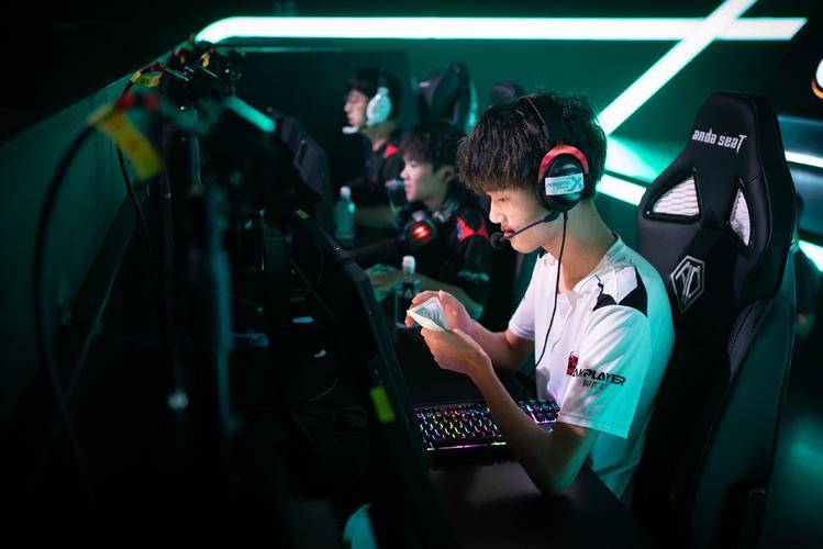 今日(rì)電(diàn)競(jìng)競(jìng)猜实单 +【CCT S3 Europe Series 6｜Sprout vs ECSTATIC｜比分预測(cè)：1-2｜图池(chí)適(shì)配与重夺效率佔(zhàn)优，ECSTATIC小胜】