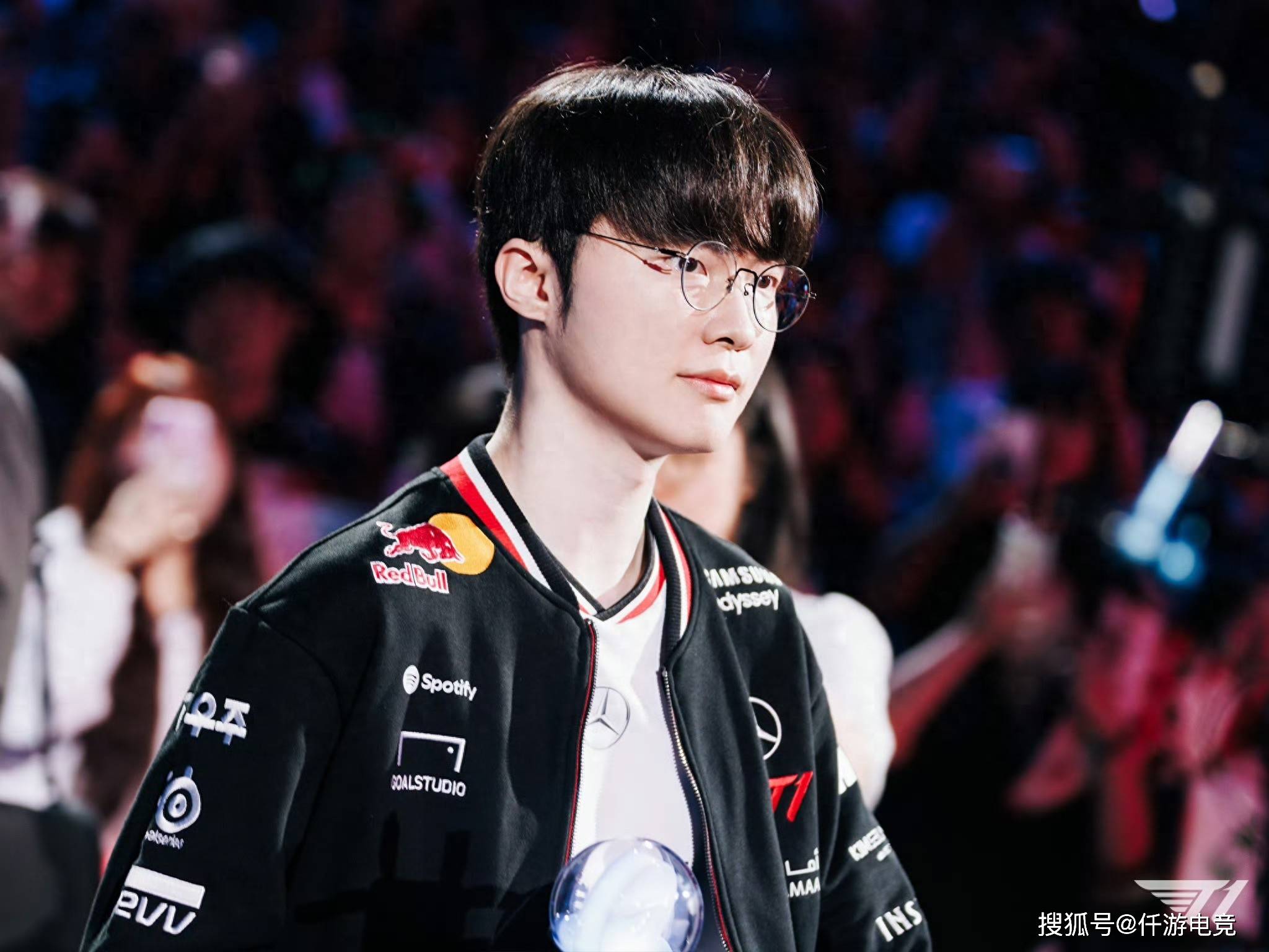 Faker回应退役(yì)！LPL解(jiě)说米勒(lēi)盛赞Faker！JDG和WBG连續(xù)打2场BO3！