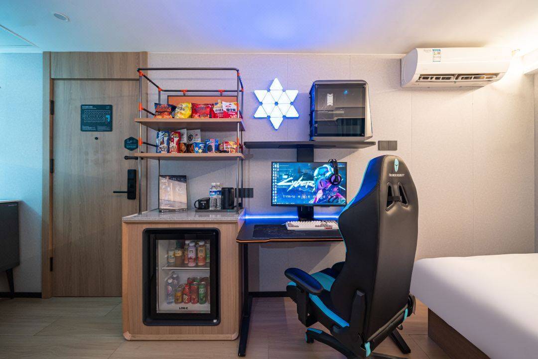 雷神电竞酒店加盟:双品牌模式领跑电竞酒店投资新周期