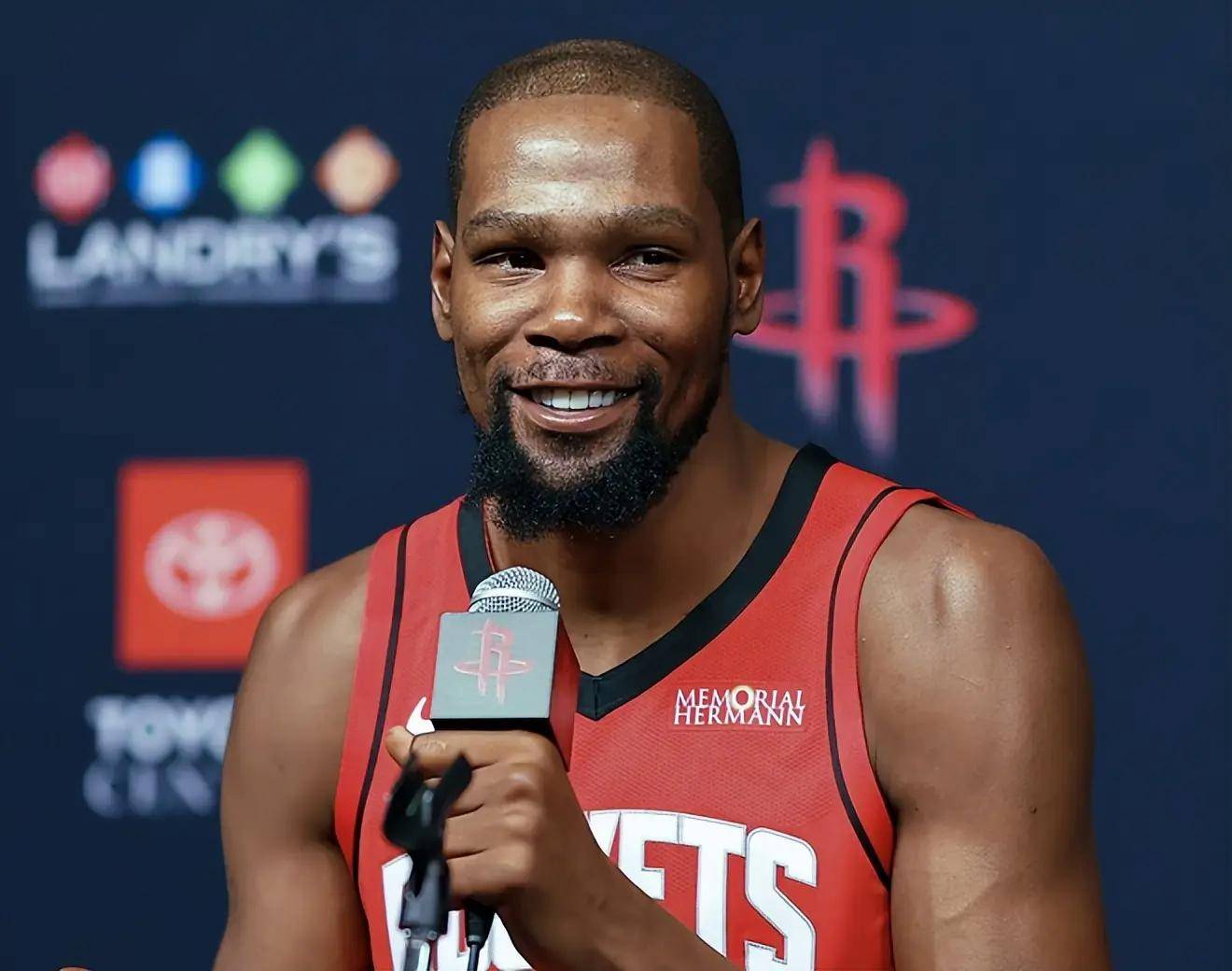 杜(dù)蘭(lán)特降薪加盟火箭，表面血亏实则天秀？这波操作细思极恐(kǒng)！