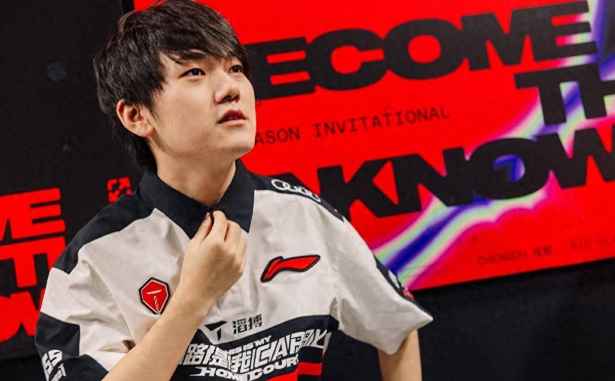 LPL飯(fàn)堂节目引(yǐn)发争议，TES战隊(duì)强烈(liè)反(fǎn)應(yīng)引(yǐn)发广泛討(tǎo)论